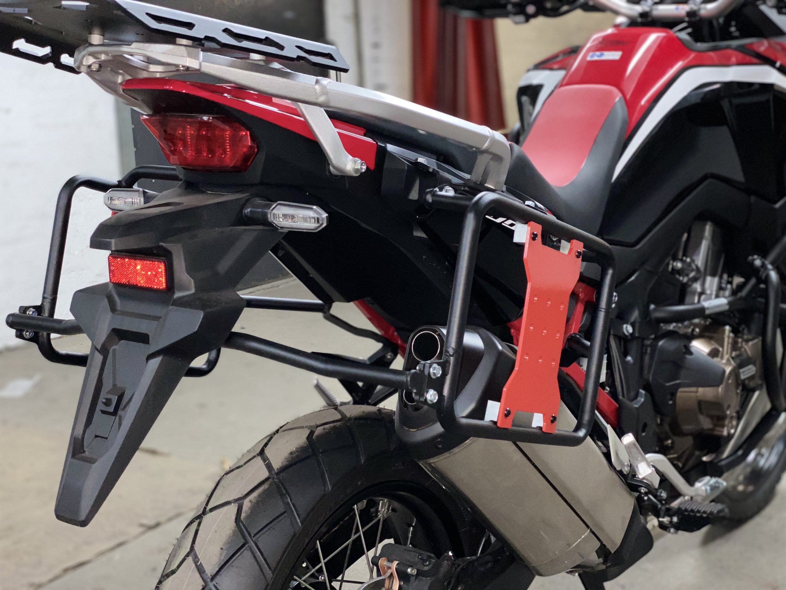 Honda CRF1100L Africa Twin – Support Bagage Latéral