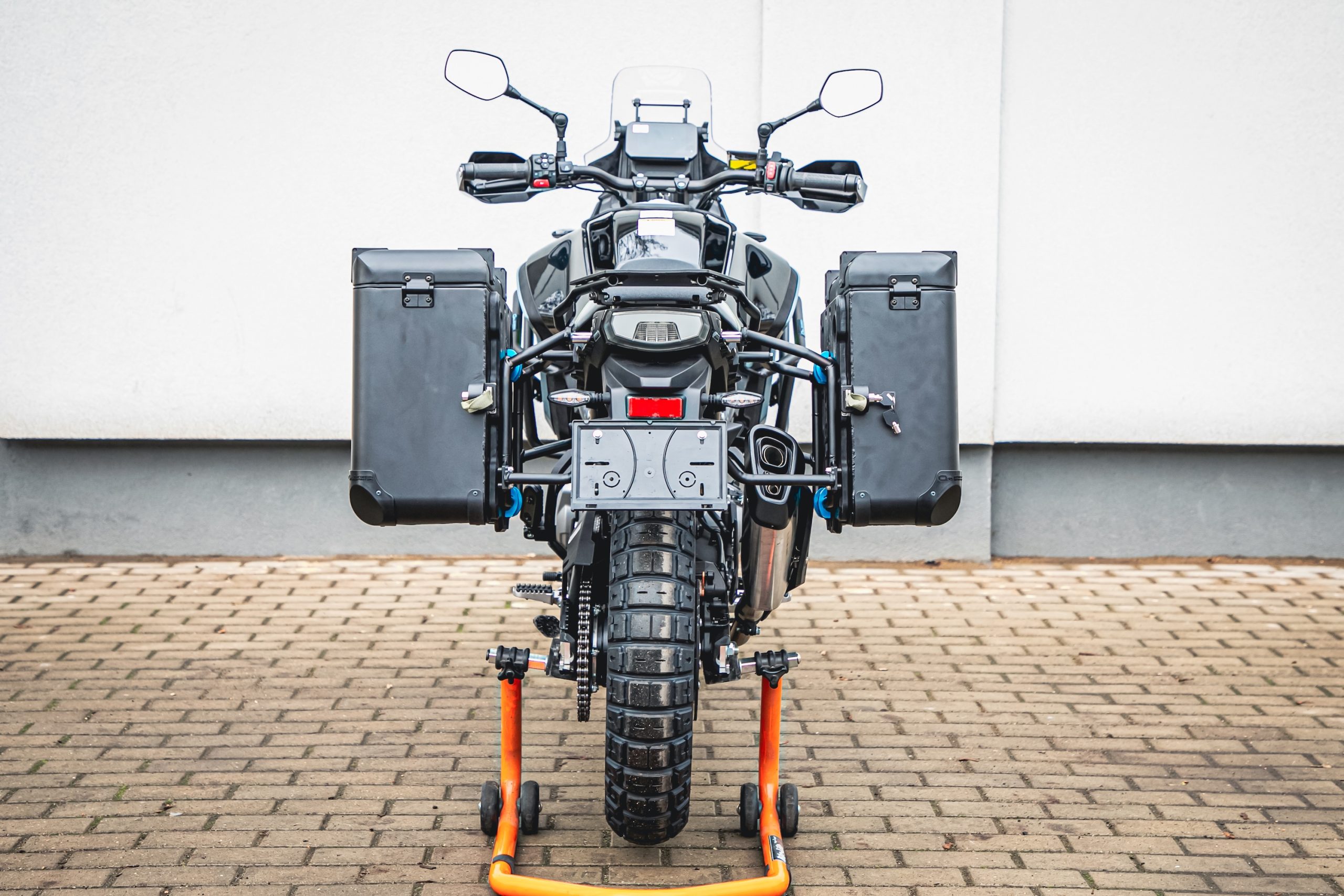 Porte-bagages Latéraux Pour CFMoto 450 MT - Support Sac/boîte Latéral - Alliage Aluminium - Installation Facile Sans Perçage