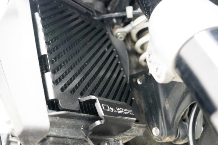 BMW R 1300 GS / GSA – protection de radiateur – Image 3
